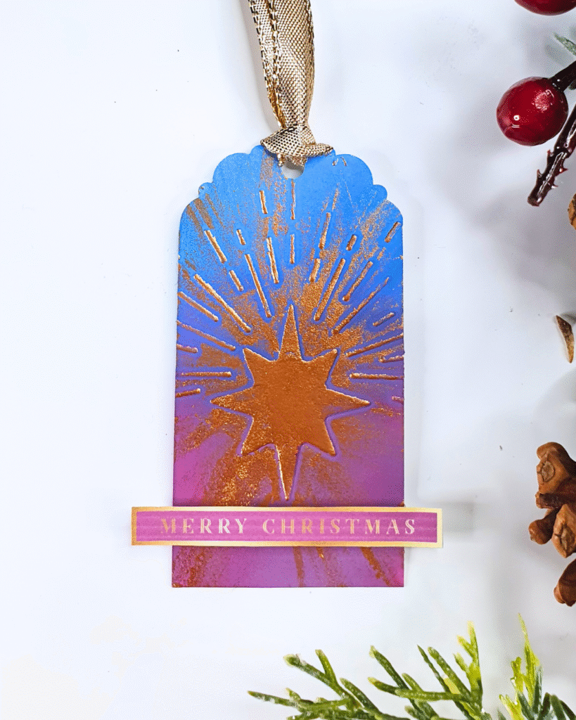 Quick Christmas Card created by Sarah Phelan from Sarah's Stampin Retreat using the Cover Gift from Simply Cards and Papercraft Magazine